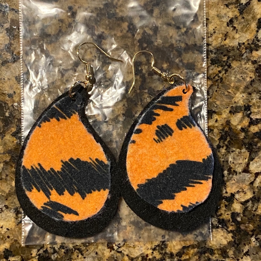 HANDMADE EARRINGS - Picture 6 of 8